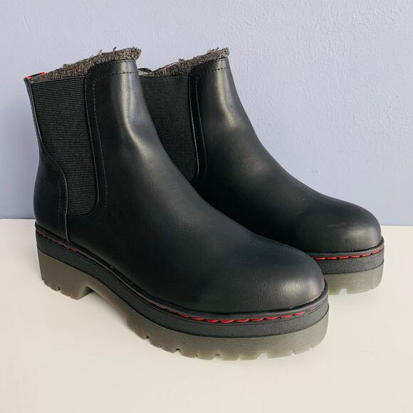 NIB MIA Cayson Black Malta Chelsea Boots Size 8 1/2 - Picture 2 of 8